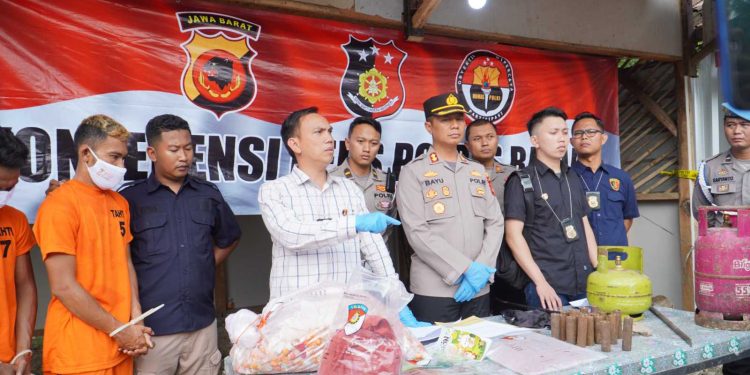 Penyuling Tabung Gas Subsidi Ke Non Subsidi Di Banjarsari Ciamis, Digrebek Polres Banjar
