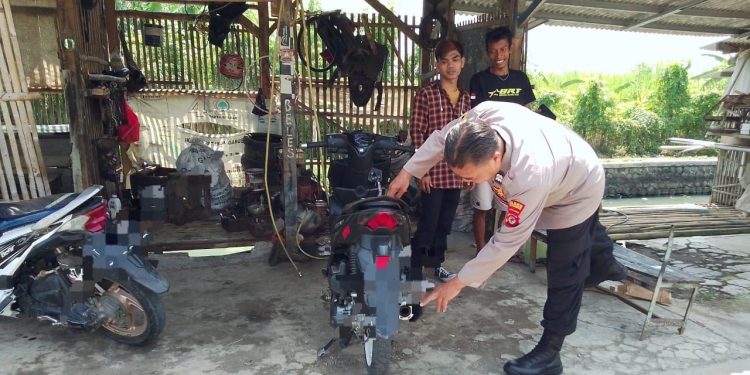 Patroli Prekat Polsek Tirtajaya Himbauan Masyarakat Terkait Knalpot Bising