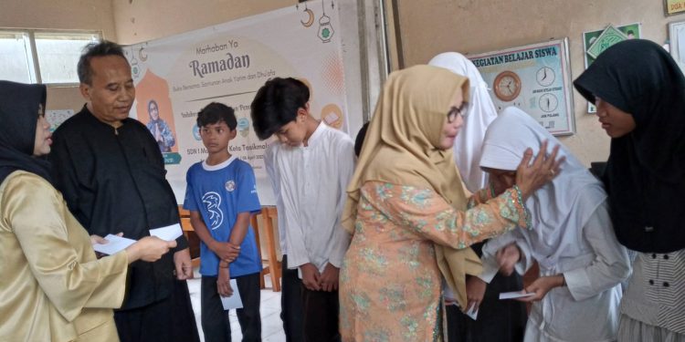 Indahnya Berbagi Berkah Ramadhan Kepada Anak Yatim & Dhuafa Warga Pendidikan SDN 1 Manangga
