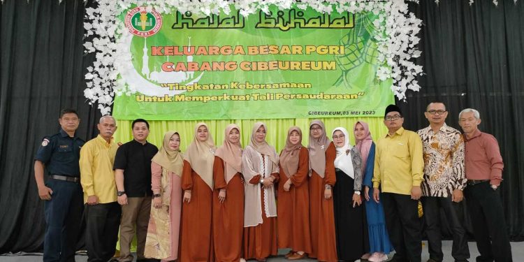 Halal Bi Halal Warga PGRI Cabang Cibeureum Kota Tasikmalaya Meriah