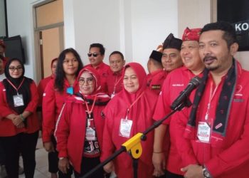 PDI-P Karawang Daftarkan 50 Bacaleg Ke KPU, 10 Kursi Menjadi Targetnya