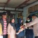 Kapolsek Tirtajaya Turut Sukseskan Vaksin Polio Posyandu Presisi Tambaksumur