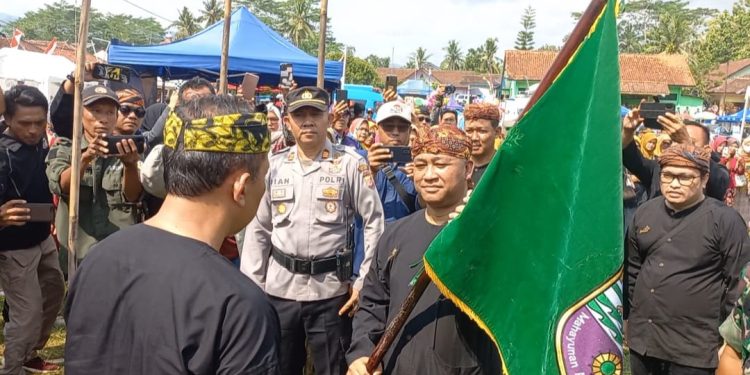 Ngarak Pataka Menyongsong Hari Jadi Ciamis Ke-381 Tiba Di Banjaranyar Disambut Antusias Warga