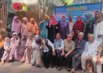 Purna Bakti Pupuhu SD Warga Pendidikan Tawang Kota Tasikmalaya Khidmat Gelar Silaturahmi