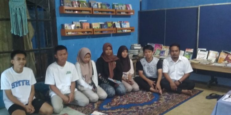 Turut Dongkrak IPM, Kadus Sukahurip Madiasari Cineam Tasikmalaya Bangun Taman Bacaan ‘Suka Baca’