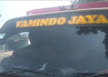 GPB Pergoki Sebuah Truk Buang Limbah Industri Sembarangan