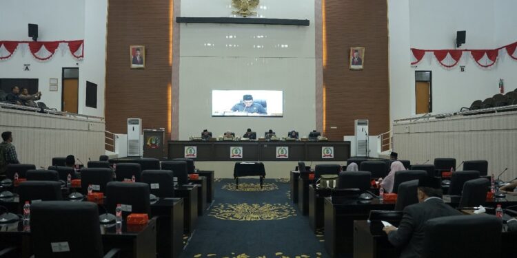 Paripurna DPRD Karawang Persetujuan APBD Perubahan Tahun 2023