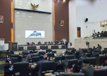 Melalui Paripurna DPRD, Aep Syaepuloh Didaulat Selaku Plt Bupati Karawang
