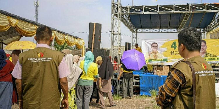 Panwascam Cileungsi Saat Melaksanakan Pengawasan Kampanye Pemilu 2024