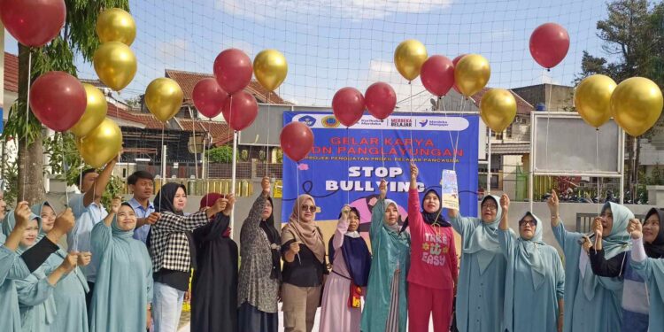 Kepala SDN Panglayungan Cipedes Kota Tasikmalaya Buka Resmi Puncak Acara Gerakan Kampanyeu Anti Bullying