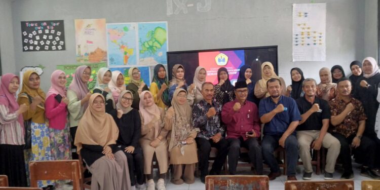 SMPN 13 Kota Tasikmalaya Sukses Gelar Seminar Parenting 2024