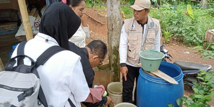 Tim DBD Puskesmas Purwaharja 1 Kota Banjar Lakukan Penyelidikan Epidemologi Kasus DBD