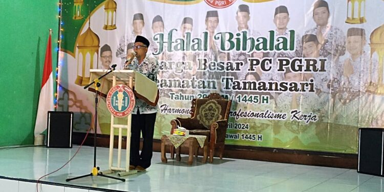 Keluarga Besar PGRI Kecamatan Tamansari Kota Tasikmalaya Berhalal Bihalal Idul Fitri1445 Hijriyah