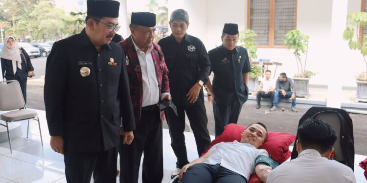 Pj. Bupati Ciamis Apresiasi Kepedulian Komunitas Doervoer Terhadap Sesama