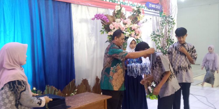 Alumni Angkatan Ke- 40 SMPN 6 Tasikmalaya Resmi Dilepas