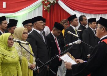 50 Anggota DPRD Kabupaten Karawang Resmi Dilantik