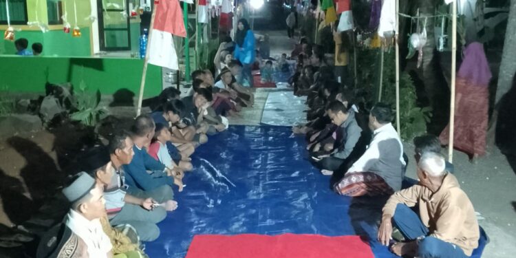 Jelang Peringatan Hari Kemerdekaan RI, Warga Masyarakat Kedokan Salam Ciawitali Purwadadi Gelar Malam Tasyakur