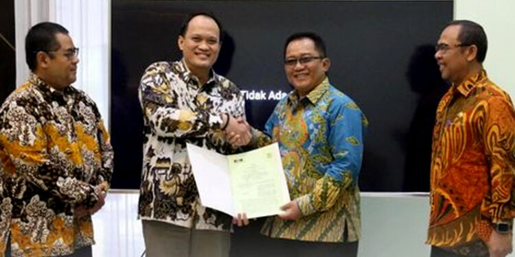 Bupati Tasikmalaya Terima Penyerahan BMN Hasil Perampasan Negara Dari KPK RI