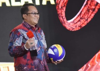 Bupati Tasikmalaya Raih Penghargaan CNN Indonesia Award 2024