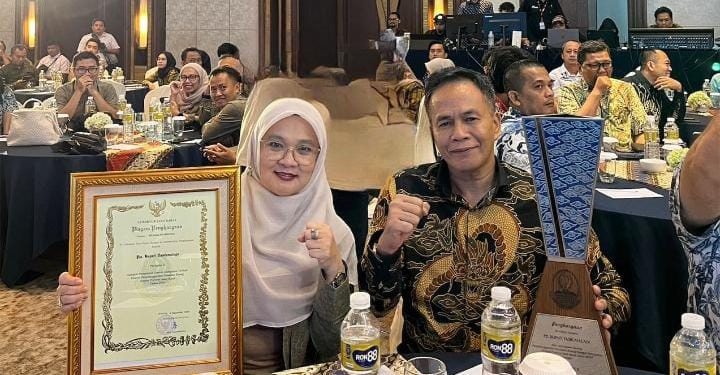DPUTRLH Kabupaten Tasikmalaya Raih Penghargaan Kinerja Penataan Tata Ruang Tingkat Jabar 2024