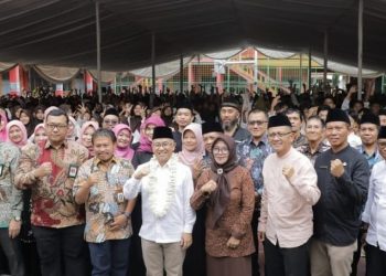 Kunker Perdana Wamendikdasmen RI Sambangi SMPN 4 & SMAN 2 Tasikmalaya