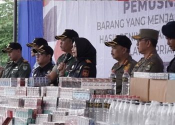 Di Kabupaten Tasikmalaya 4 Juta Batang Rokok Ilegal Dimusnahkan