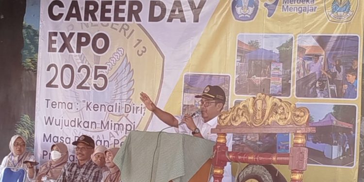 Buka Wawasan Siswa Kelas IX, SMPN 13 Tasikmalaya  Gelar Career Day Expo