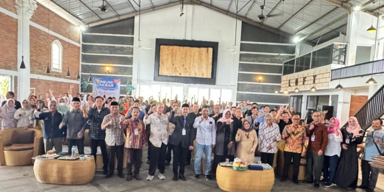 Reuni Akbar Lintas Angkatan STISIP Tasikmalaya Pasca Idul Fitri 1446 Hijriah Berlangsung Khidmat