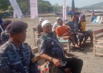 Kades Pananjung Apresiasi Lounching Program TJSL Electrifying Marine di Pantai Barat Pangandaran