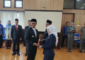 Walikota Tasikmalaya Kukuhkan, Rotasi/Mutasi & Angkat Formasi Baru Kepala Sekolah Di Lingkungan Disdik Kota Tasikmalaya