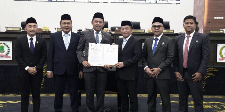 DPRD Karawang Gelar Rapat Paripurna Bahas Tiga Agenda Sekaligus