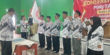 Cabang PGRI Tamansari Kota Tasikmalaya Penuh Khidmat & Seksama Laksanakan Konfercab Masa Bhakti XXIII Periode 2025-2030