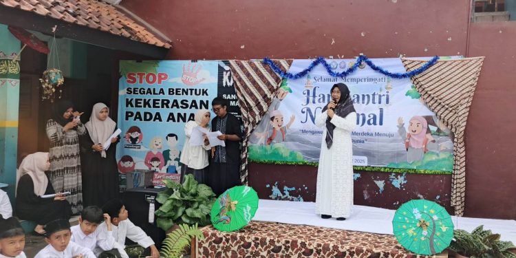 SDN 3 Sukasari Apresiasi Hari Santri Nasional Tahun 2025