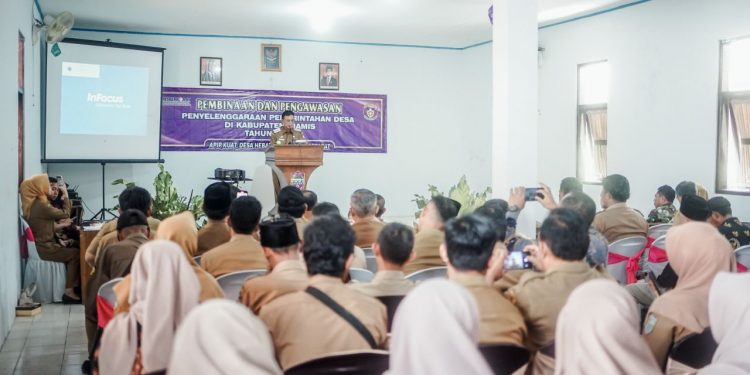 Pada Binwas Penyelenggaraan Pemerintahan Desa Tahun 2026, Bupati Ciamis Tekankan Sinergitas Desa Dan BPD