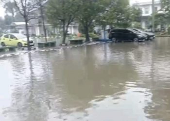 Ketua AKPERSI Karawang, Soroti Banjir Dikawasan Plaza Pemda Kabupaten Karawang