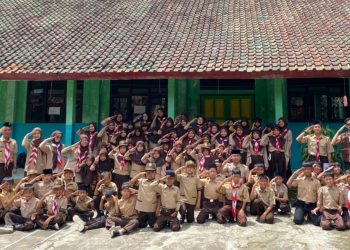 Berkolaborasi Dengan Pramuka Kampus, Pangkalan SDN Margamulya Gelar Penjelajahan Model Outdoor Learning 2026