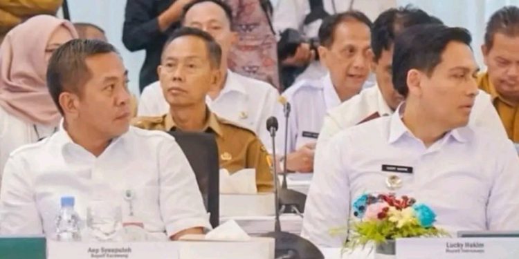 Melalui Rapat Bersama Menko AHY, Bupati Karawang Kuatkan Penanganan Abrasi Pantura