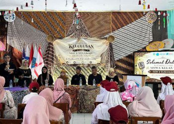 Pengumuman Kelulusan Sekaligus Seremoni Pelepasan Siswa Kelas VI SDN 2 Sukamaju TA 2025/2026 Bernuansa Sunda