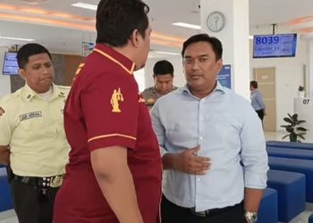 Membawa Suara Para Nasabah BTN Karawang, LBH Arya Mandalika Gelar Aksi Unjuk Rasa