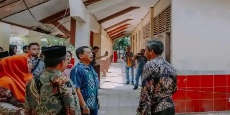 Tahun Ini Pemkab Karawang Alokasikan 66 Miliar Untuk Rehab Sekolah