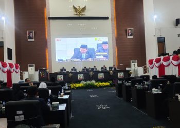 Melalui Sidang Paripurna DPRD Karawang Tetapkan Raperda Kamtibmas dan Kearsipan