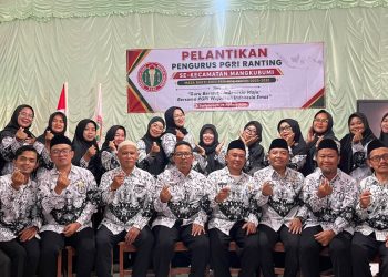 Pengurus Ranting PGRI Se-Kecamatan Mangkubumi Kota Tasikmalaya Resmi Dilantik‎