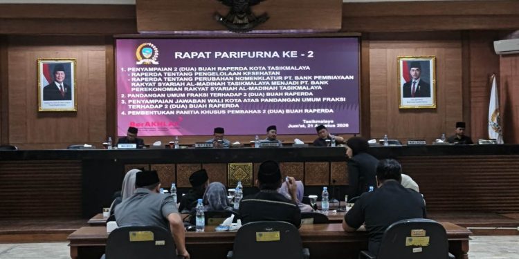 DPRD Kota Tasikmalaya Khidmat Gelar Rapat Paripurna Ke-2 Bahas Dua Raperda Tentang Kesehatan & Perubahan Nama BPR Syariah Al-Madinah