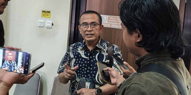 Melalui Audensi Bersama Komisi I & IV DPRD, Advokat Gaek Tasikmalaya Taufiq Rahman Ancam PTUN-kan Walikota Atas Pelantikan 3 Orang Dewas RSUD dr. Soekardjo
