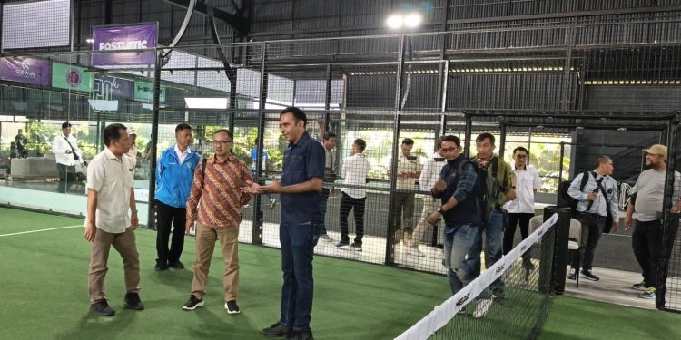 Protes Warga Terkait Penutupan Saluran Air Adat Akibat Pembangunan Lapang Padel For You Jl. Ir.  H. Juanda Kota Tasikmalaya‎, Komisi III DPRD Kota Tasikmalaya Lakukan Sidak